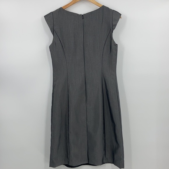 Sandra Darren elegant grey shimmer sheath dress size 6 - Picture 7 of 15